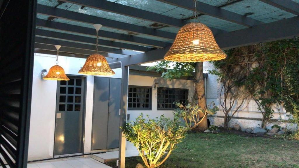 Casa Reconquista Panzió Mendoza Kültér fotó